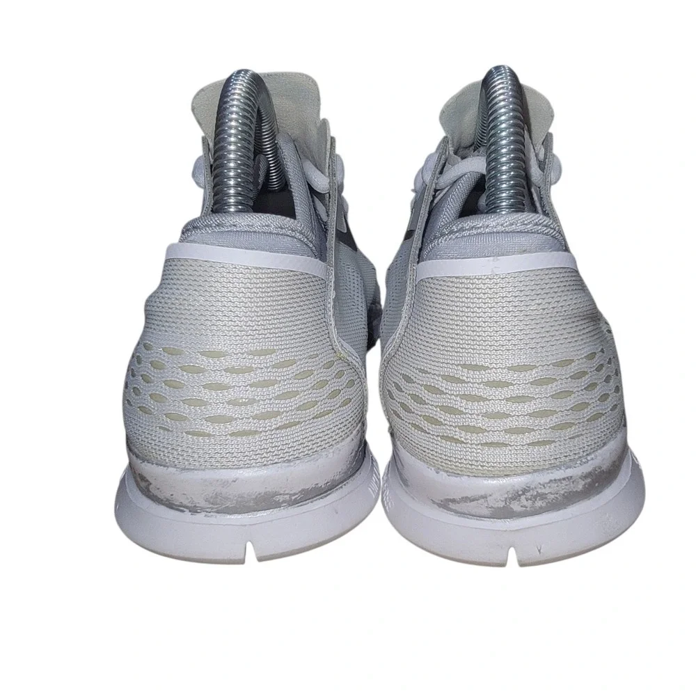 Nike Free TR Fit 4 Womens 7.5 White Silver Training Shoes Sneakers 629496-102